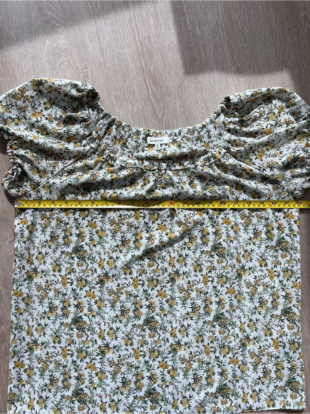 Max Studio White Floral Chic Puff-Sleeve Blouse with Yellow Print Women’s Large - Picture 6 of 7